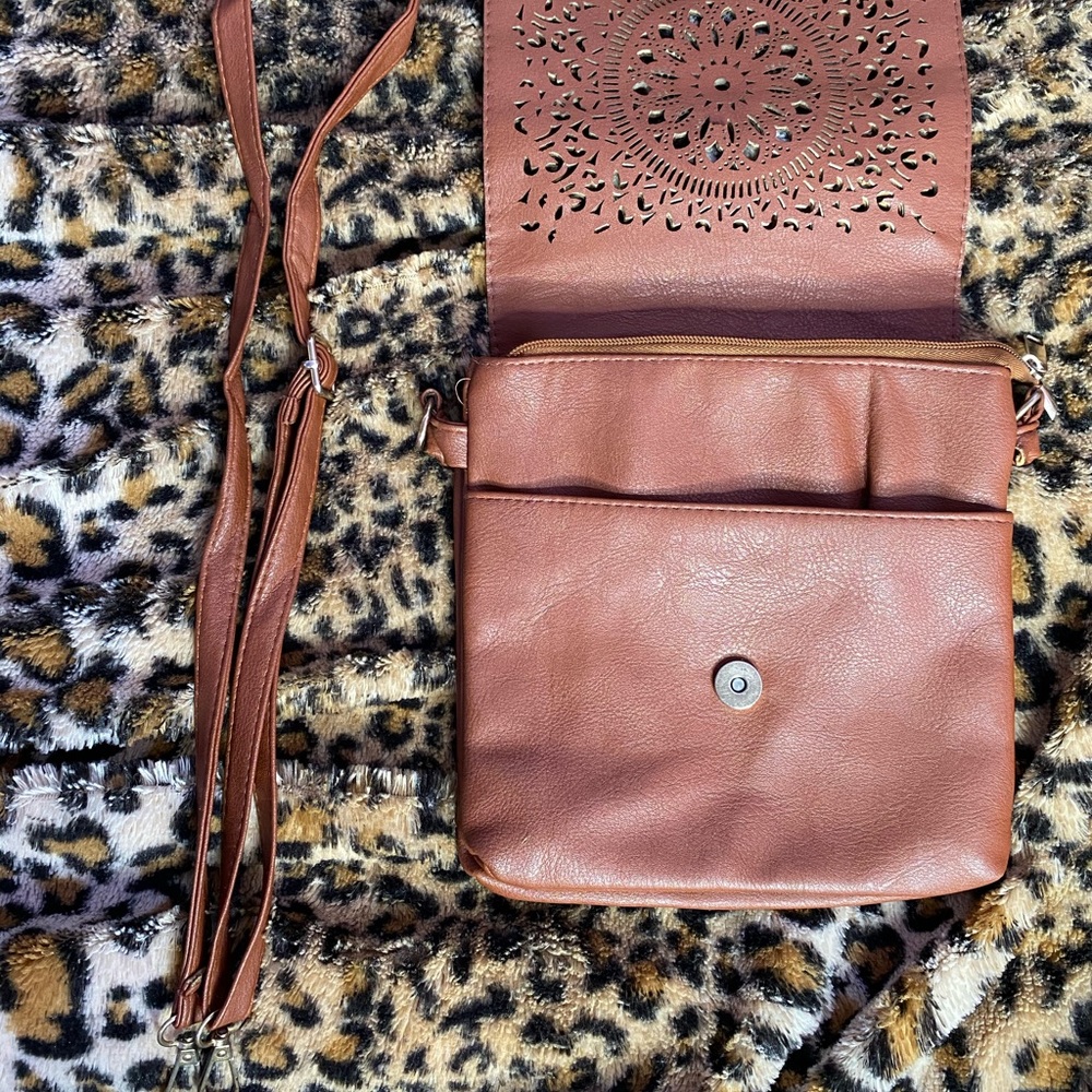 Purse - Picture 3 of 3